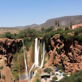 Depuis Marrakech : Excursion d'une journée aux chutes d'eau d'Ouzoud et excursion en bateau 11