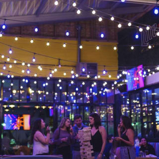 Never Ending Summer Bar Crawl in Wrigleyville: Drinks, Music & Food 5
