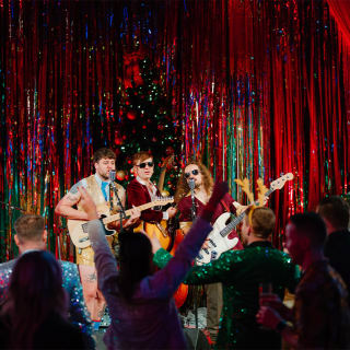 Humbug – Santa's Christmas Dive Bar Experience - Gift Card 3