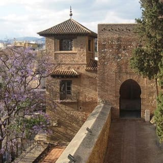 Visita guiada a pie por la Alcazaba de Málaga 3
