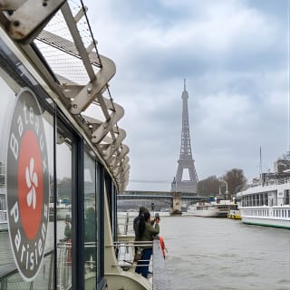 Paris Explorer Rail Tour from London with Paris Sightseeing Bus 5