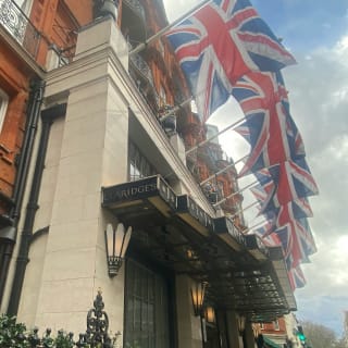 London for Fashionistas: A Stylish Quest 4