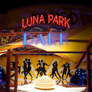 Luna Park In The Dark 3