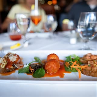 Downtown Walking Food Tour in Sarasota 3