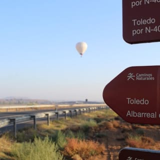 Vuelo en globo con desayuno y cava en Toledo 2
