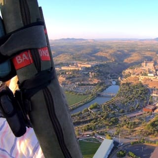 Vuelo en globo con desayuno y cava en Toledo 4