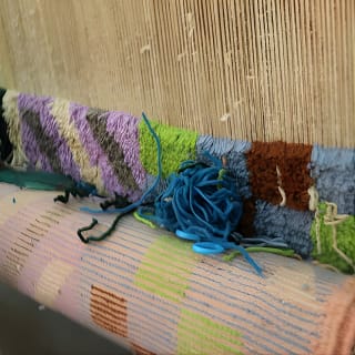 Atelier de fabrication de tapis en petit groupe à Marrakech avec un guide agréé 4