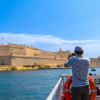 48-Hour Hop-On Hop-Off Pass Bus + Harbour Cruise 2