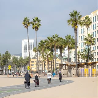 Small-Group Electric Bike Tour of Santa Monica and Venice 9