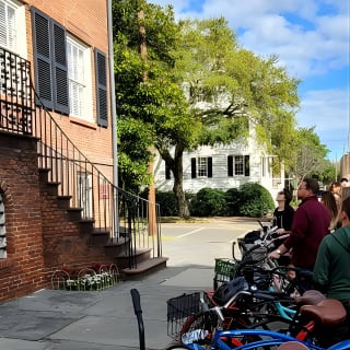 2-Hour Explore Savannah Bike Tour 7