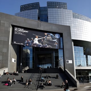 Visite privée à pied des marchés de la Bastille et d'Aligre avec la highline 8