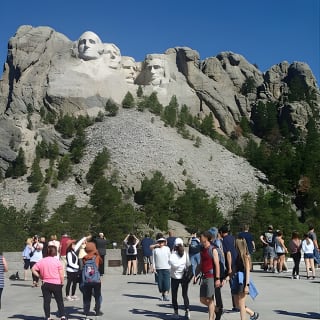 Day trip of the Black Hills: Mount Rushmore to Custer State Park! 2