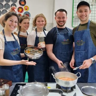 Clase de Cocina de Cinco Platos y Comida 1