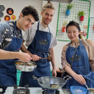 Clase de Cocina de Cinco Platos y Comida 5