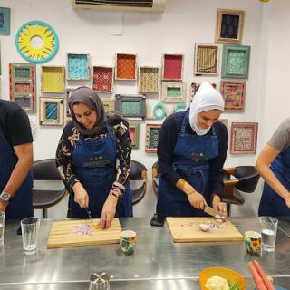 Clase de Cocina de Cinco Platos y Comida 8