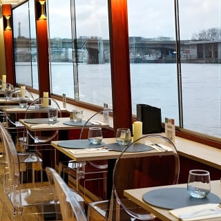 Paris Theo Boat Dîner-croisière sur la Seine dans une trattoria italienne 1