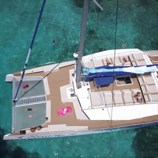 Blue Lagoon, Beaches and Bays Catamaran Sailing Tour 1