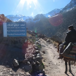 Au départ de Marrakech randonnée à la journée dans la vallée d'Imlil et la kasbah Toubkal 2