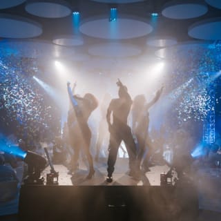 Costa Adeje: Cena-espectáculo Escándalo 2