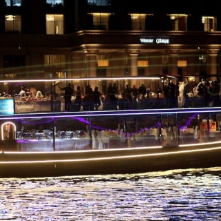 Crociere di lusso sul Dubai Creek con biglietto Silver per La Perle 7