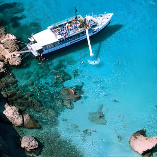 Discover GOZO, Comino, the BLUE LAGOON & Caves 1
