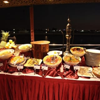Crociere di lusso sul Dubai Creek con biglietto Silver per La Perle 8