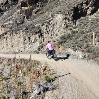 The Ultimate Lake Dunstan Bike Hire And Boat Experience 3