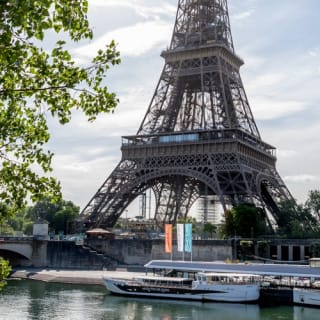 Paris: Geführte Seine-Flusskreuzfahrt mit elektrischem Boot + Fast-Track-Zugang 29