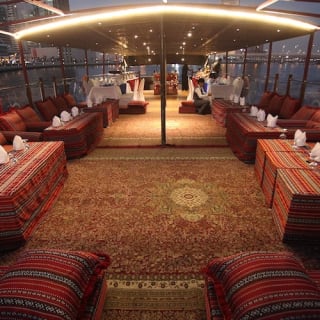 Crociere di lusso sul Dubai Creek con biglietto Silver per La Perle 11