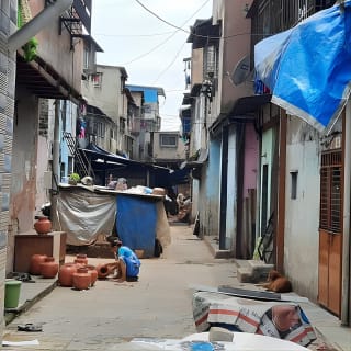 Small Group Tour of Dharavi Slum  11