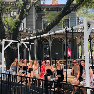 Austin Murals & Mimosas Roofless Party Bus Tour e Photoshoot 5