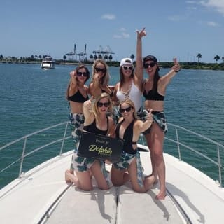 50' Yacht Rental in Miami Beach with Captain and Champagne 16