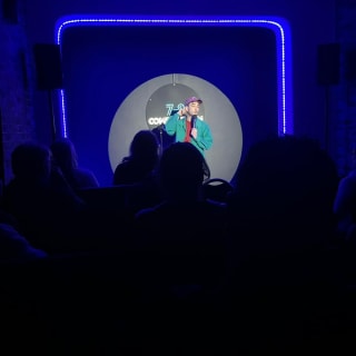 7-9 Comedy Room - Le plateau 4