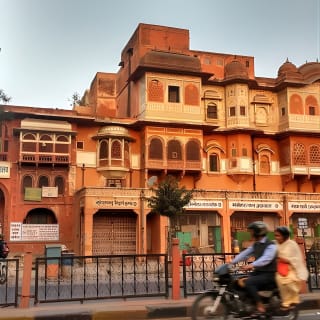 3-Hour Morning Bike Tour of Jaipur 7