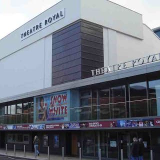 Norwich Audio Tour: Norwich’s Echoes of Legacy and Light 11