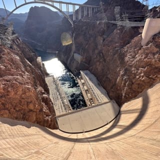 Hoover Dam: Guided Tour from Las Vegas in French 1