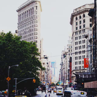 Taste The Foods and Explore The Architecture Of Flatiron 5