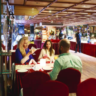 Crociere di lusso sul Dubai Creek con biglietto Silver per La Perle 17