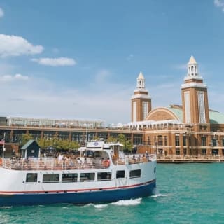 Chicago: Skyline Lake Tour 7