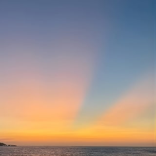 Cartagena:Sunset boat party Caribbean restaurant and Gethsemane tour 2