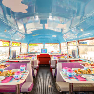 Peppa Pig Afternoon Tea London Sightseeing Bus Tour 9