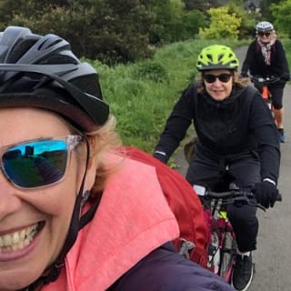 Award-winning circular cycle tour of Edinburgh!  12