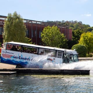 Paris : Balade sur la Seine en bus amphibien 1