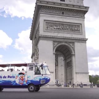 Paris : Balade sur la Seine en bus amphibien 2