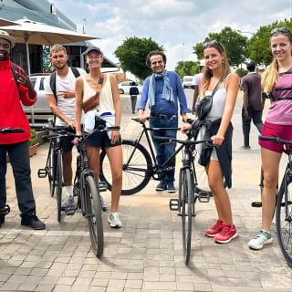 Guided Bicycle Tour of Soweto with Lunch 13