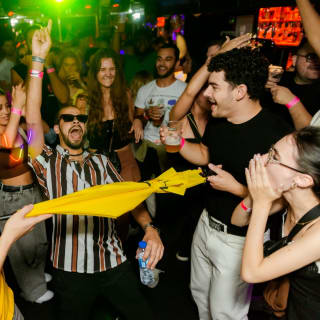 Lagos Pub Crawl: bebidas, jogos e entrada VIP 3