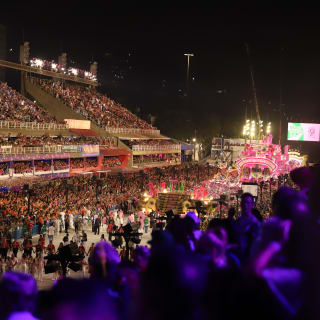 Pré-Carnaval VIP no Sambódromo do Rio com Camarote e Transfer 5