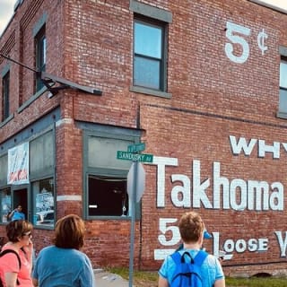 Strawberry Hill and Downtown KCK Hike 4