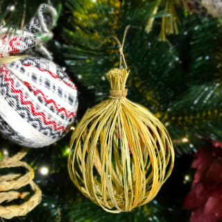 Workshop für weihnachtliche Bastelarbeiten aus Stroh 2