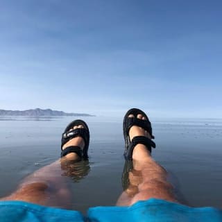 2 Hour Salt Lake Boat Tour with Swimming on the Lake 1